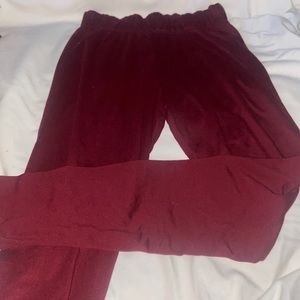 Pretty maroon leggings